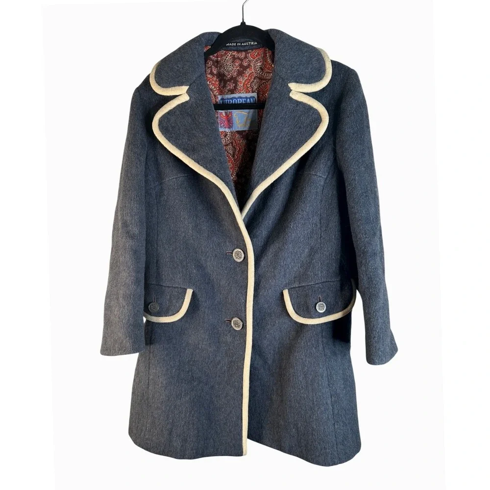 European Fashion Women's Blue Contrast Trim Paisley Lined Wool Coat Size Large